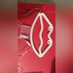 Lips Neon Sign